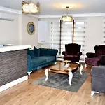 Overland Apartman