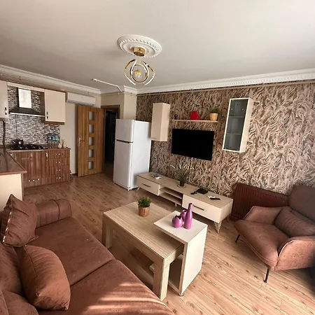 Overland Apartment *