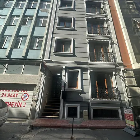 陆路公寓